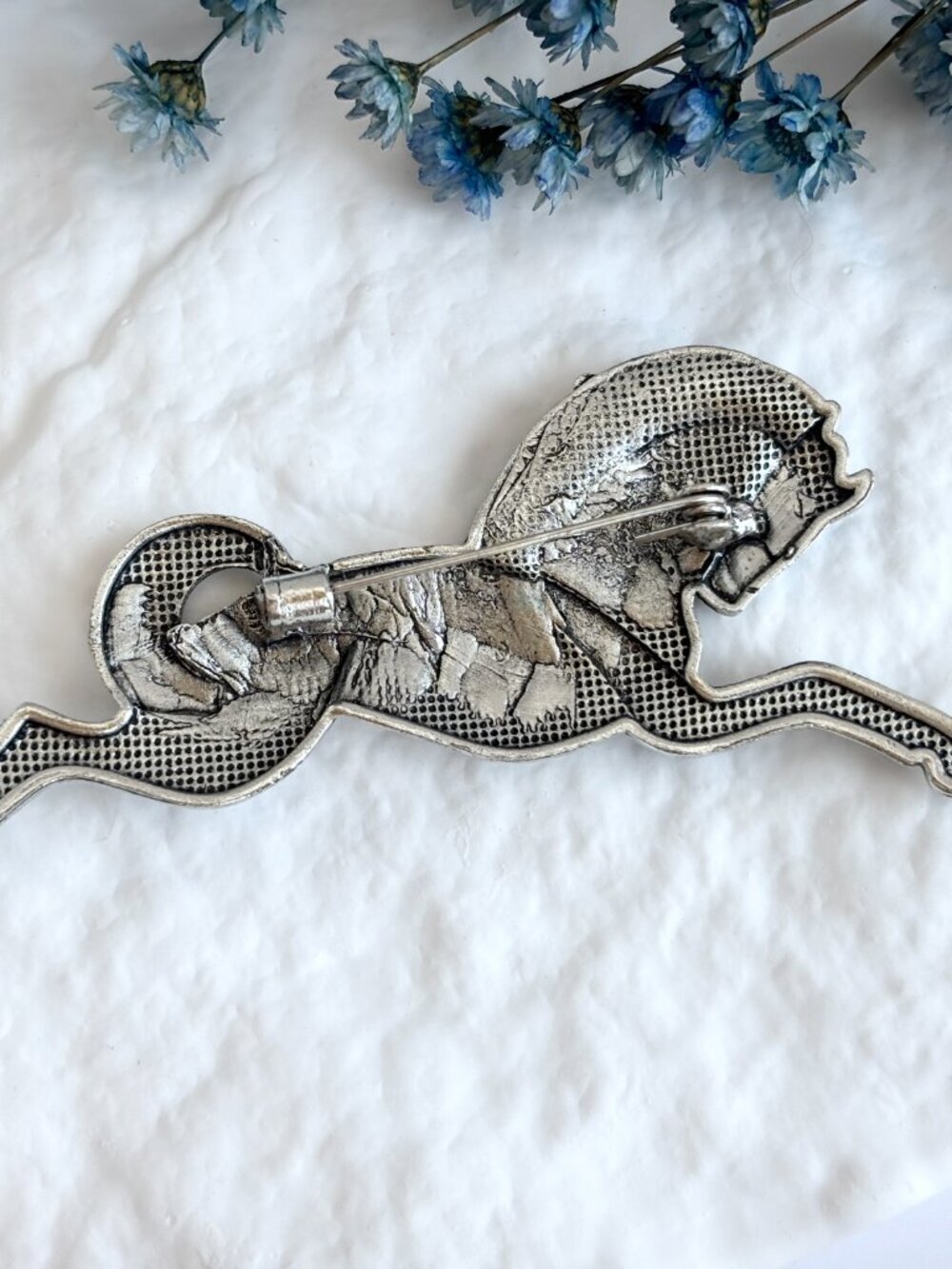 Leaping Horse Figural Silver Toned Vintage Inspired Textured Brooch Pin - Picture 7 of 16